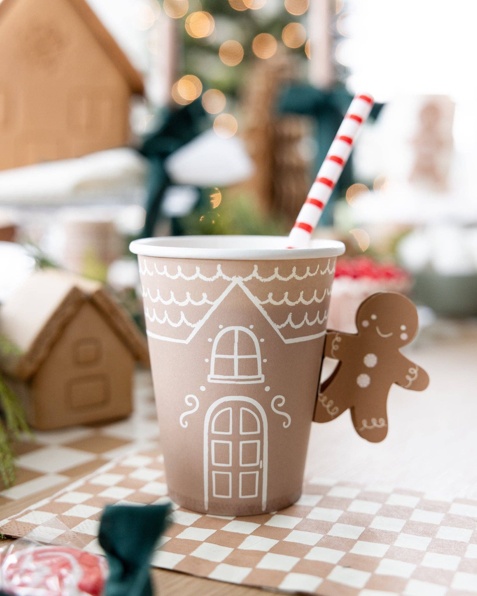 Gingerbread Handled Paper Cup