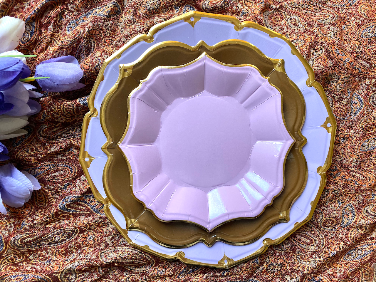 8 Lilac Dessert Plates