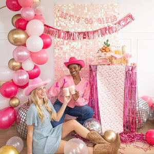 Let's Go Girls Banner Set